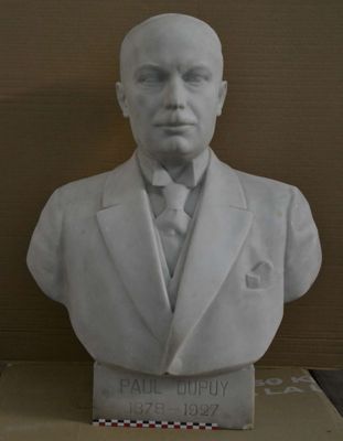 Buste de Paul Dupuy par Firmin Michelet.